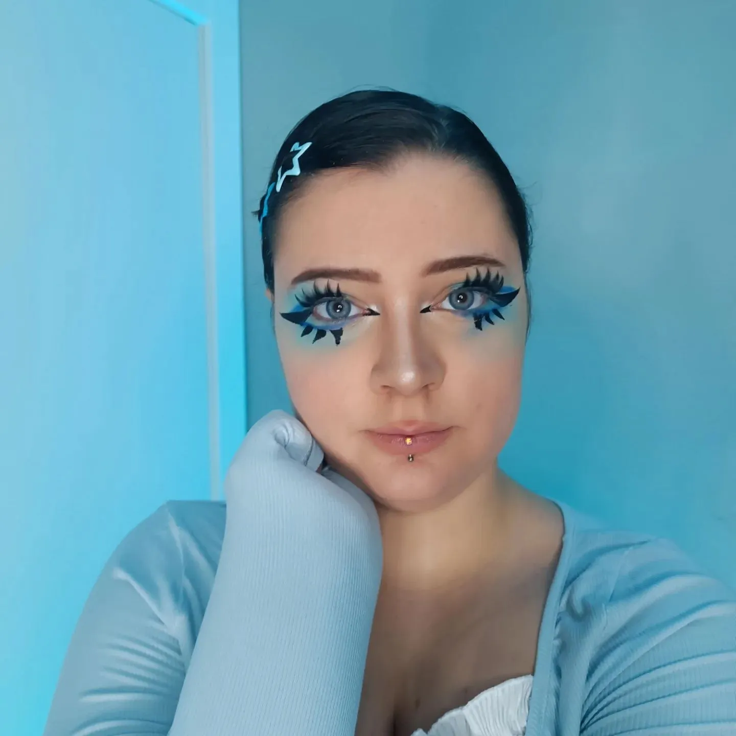 EYEZA Blue Circuit | 1 Year